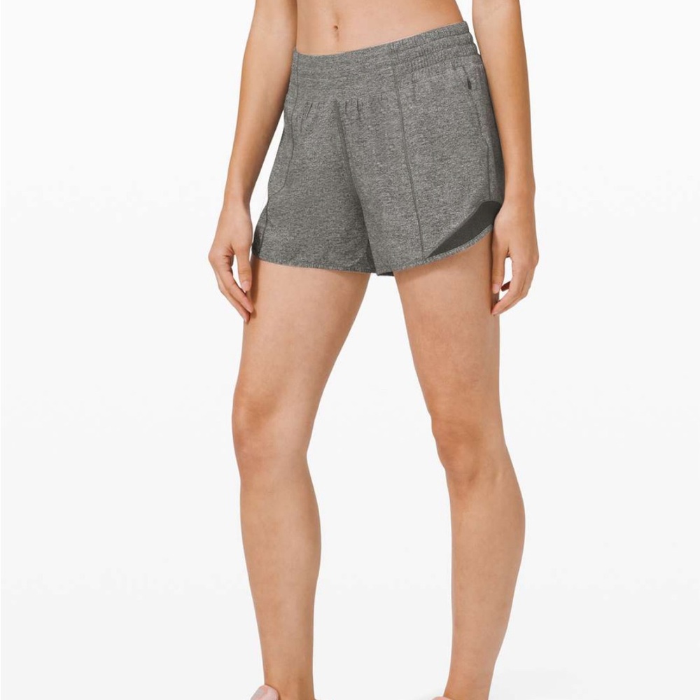 LuLulemon Hotty Hot Highrise Shorts 4 inch